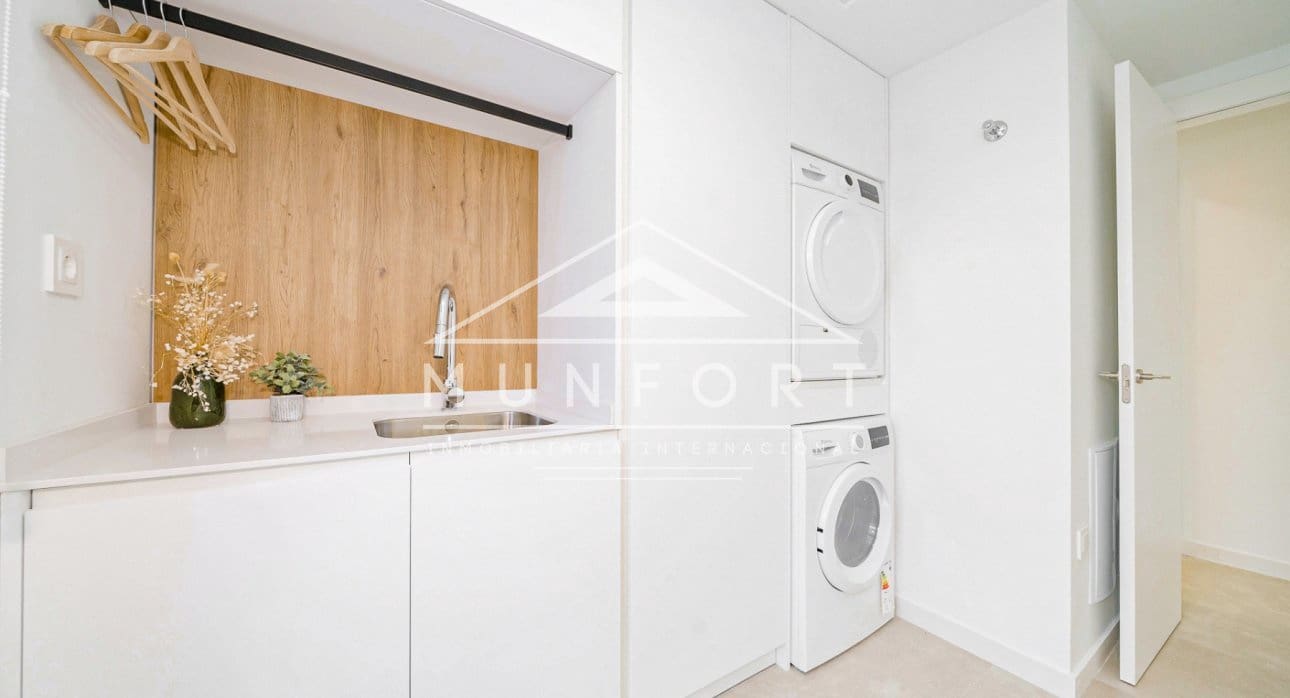 3 sypialnia Willa na sprzedaż w Banos y Mendigo z basenem - 469 900 € (Ref: 9267819)