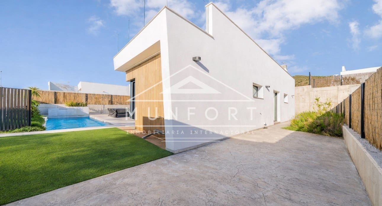 3 sypialnia Willa na sprzedaż w Banos y Mendigo z basenem - 469 900 € (Ref: 9267819)