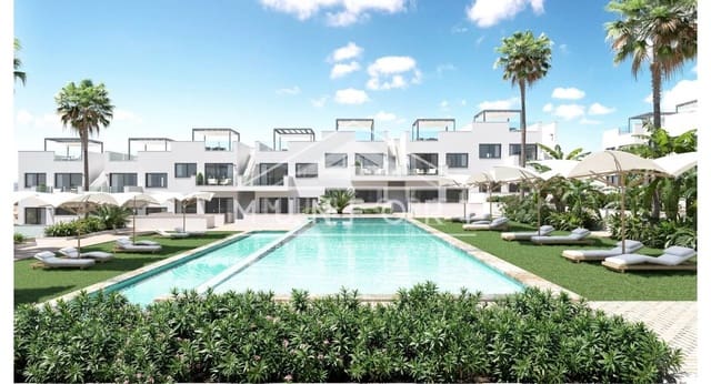 Bungalow de 2 habitaciones en Torrevieja en venta con piscina - 289.000 € (Ref: 9267821)