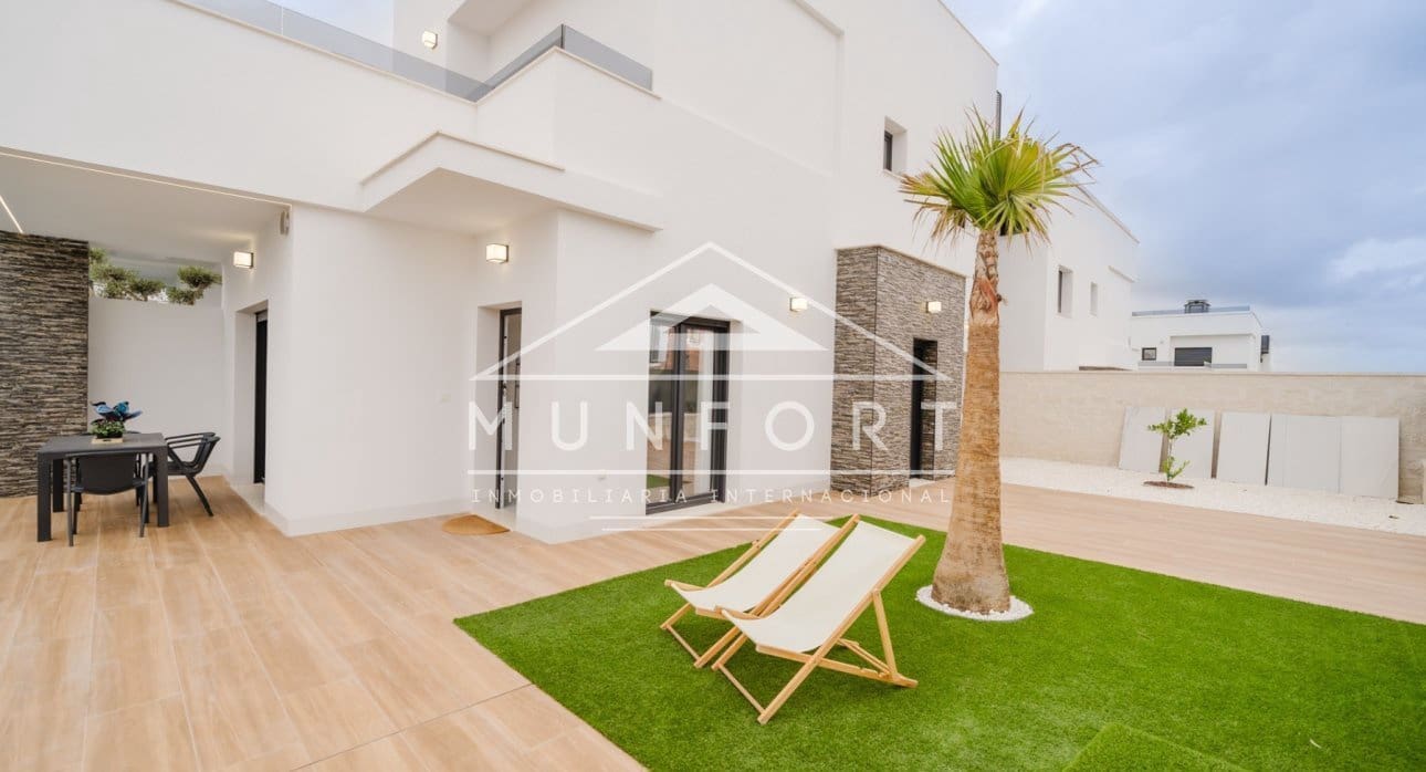 3 bedroom Villa for sale in Orihuela with pool - € 389,000 (Ref: 9267824)