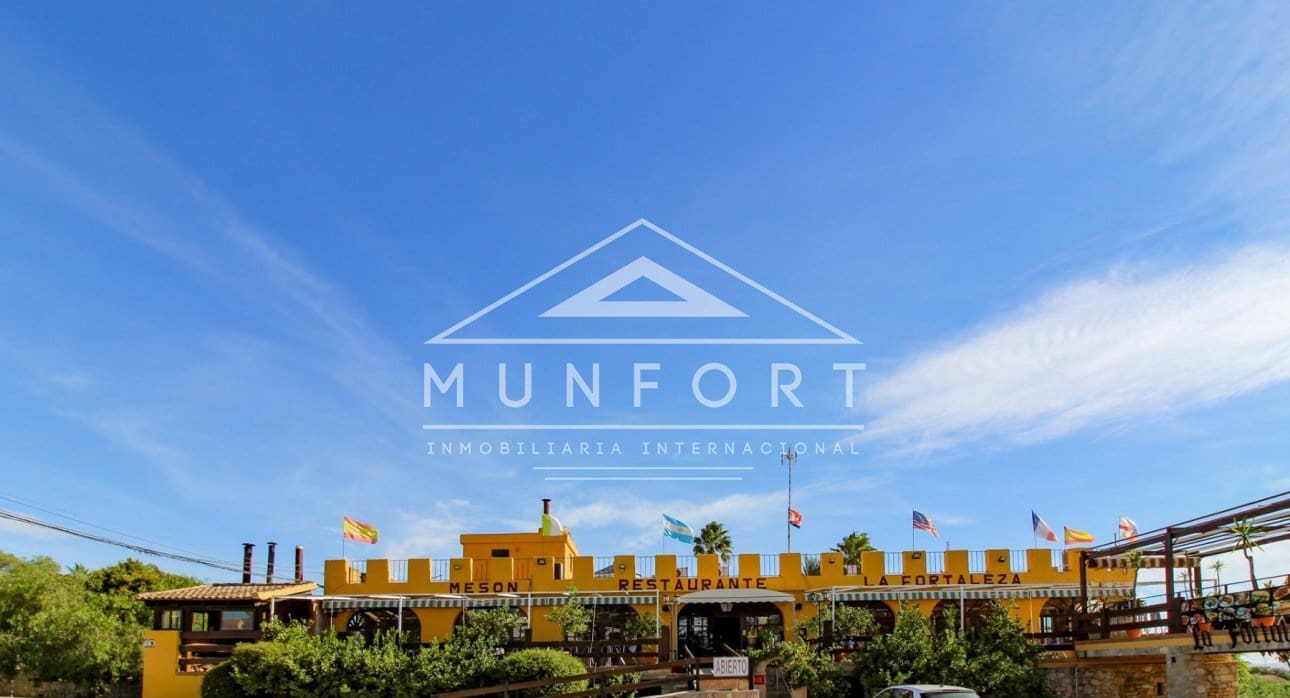 3 bedroom Villa for sale in Orihuela with pool - € 389,000 (Ref: 9267824)