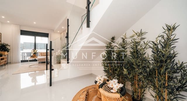 3 soveværelse Villa til salg i Desamparados - Hurchillo - Torremendo, Orihuela med swimmingpool - € 415.000 (Ref: 9267824)