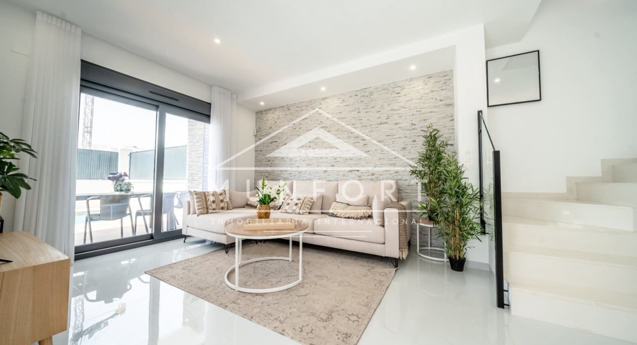 3 Zimmer Villa zu verkaufen in Orihuela mit Pool - 415.000 € (Ref: 9267824)
