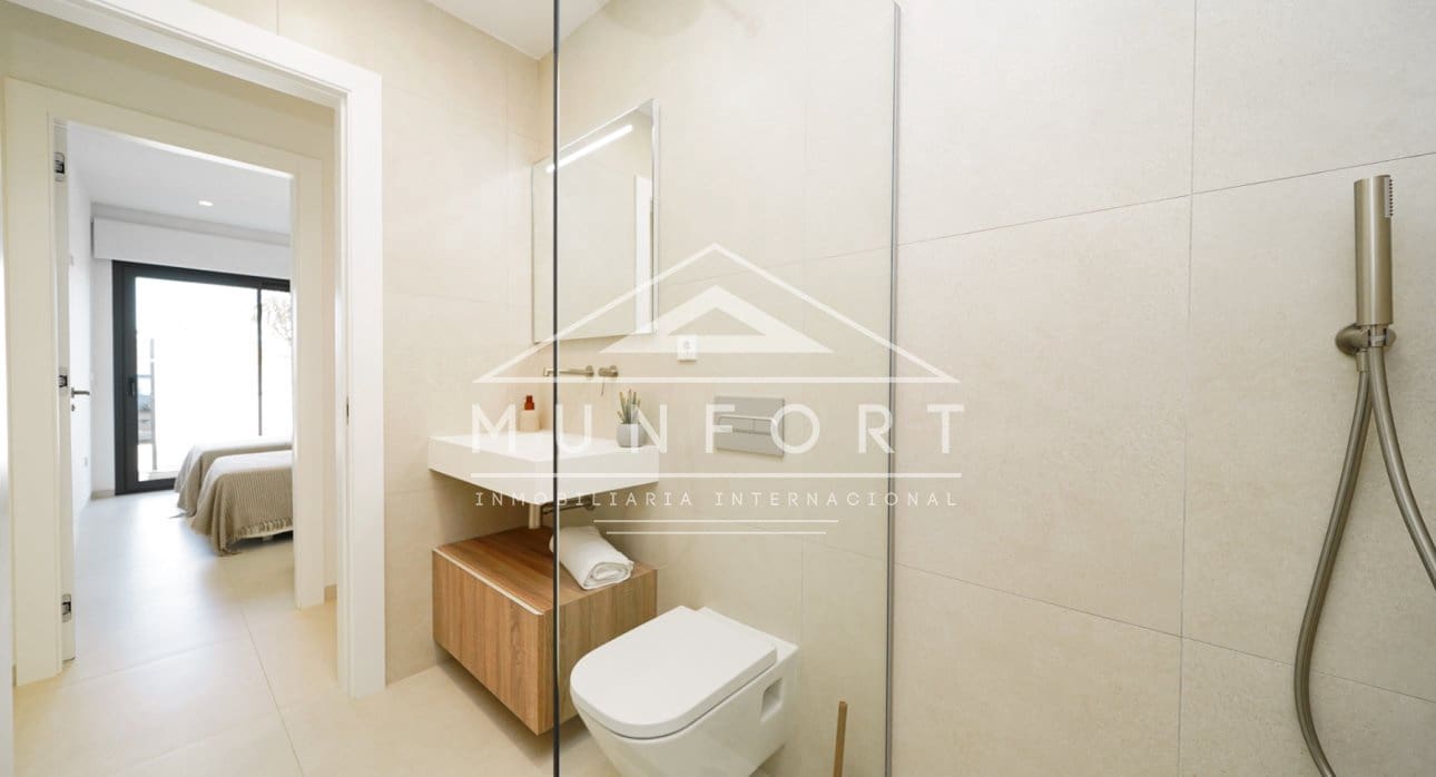 3 soveværelse Villa til salg i Los Alcazares med swimmingpool - € 499.900 (Ref: 9267825)