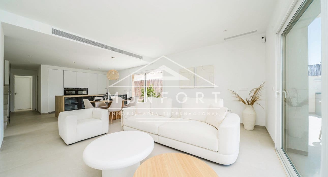 3 bedroom Villa for sale in Los Montesinos with pool - € 439,000 (Ref: 9267828)