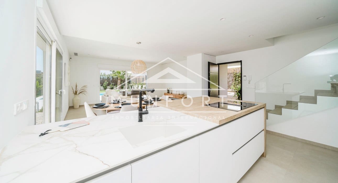 3 bedroom Villa for sale in Los Montesinos with pool - € 439,000 (Ref: 9267828)