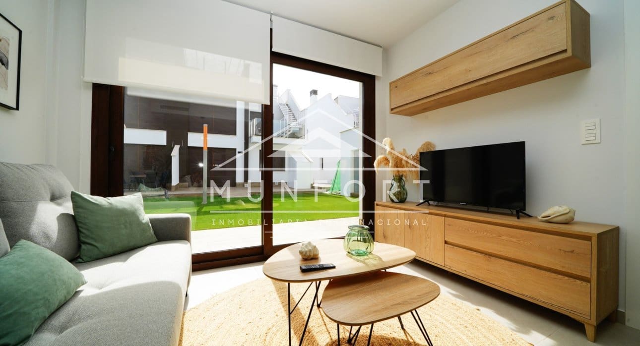 2 bedroom Bungalow for sale in San Pedro del Pinatar with pool - € 245,000 (Ref: 9267830)