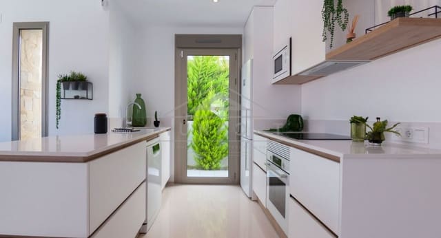 3 bedroom Villa for sale in Los Alcázares with pool - € 544,841 (Ref: 9267832)