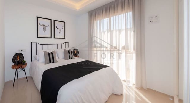 3 bedroom Villa for sale in Los Alcázares with pool - € 544,841 (Ref: 9267832)