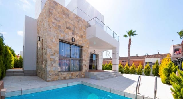 3 bedroom Villa for sale in Los Alcázares with pool - € 544,841 (Ref: 9267832)