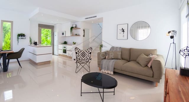 3 bedroom Villa for sale in Los Alcázares with pool - € 544,841 (Ref: 9267832)