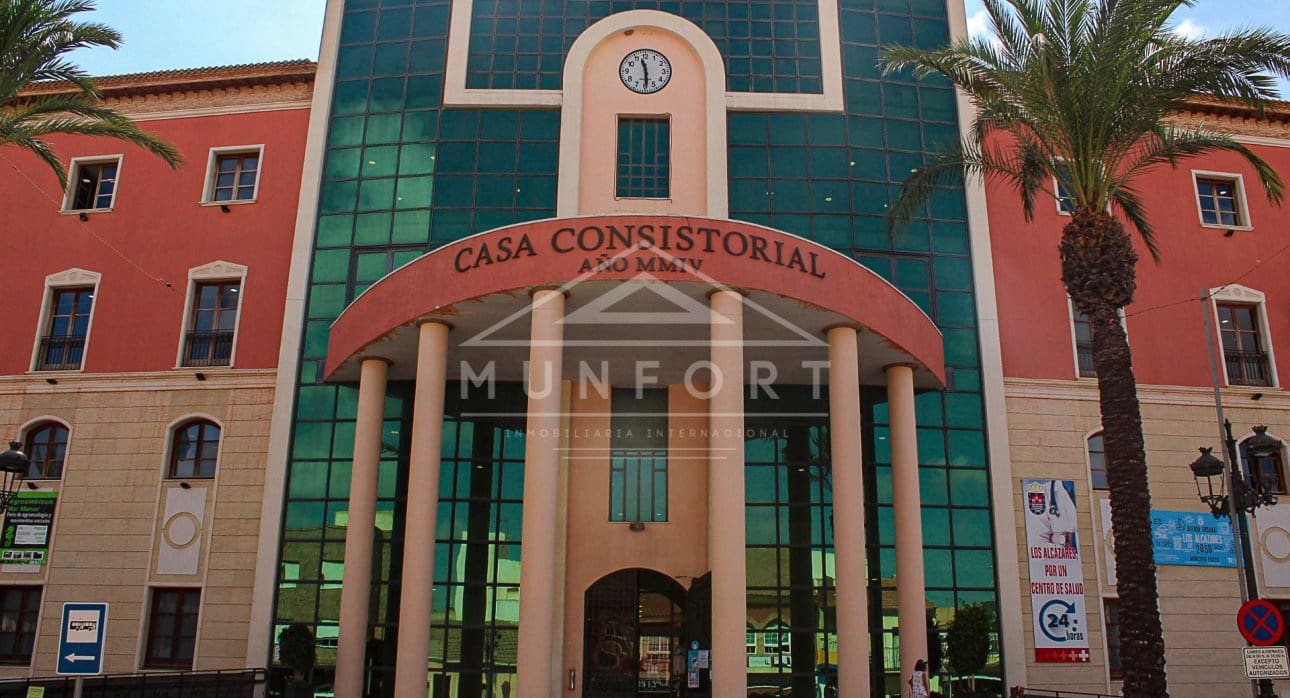 3 bedroom Villa for sale in Los Alcazares with pool - € 544,841 (Ref: 9267832)