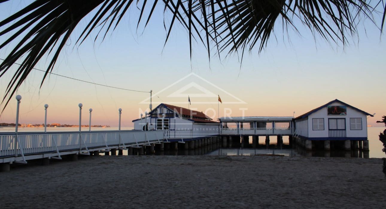 3 bedroom Villa for sale in Los Alcazares with pool - € 544,841 (Ref: 9267832)