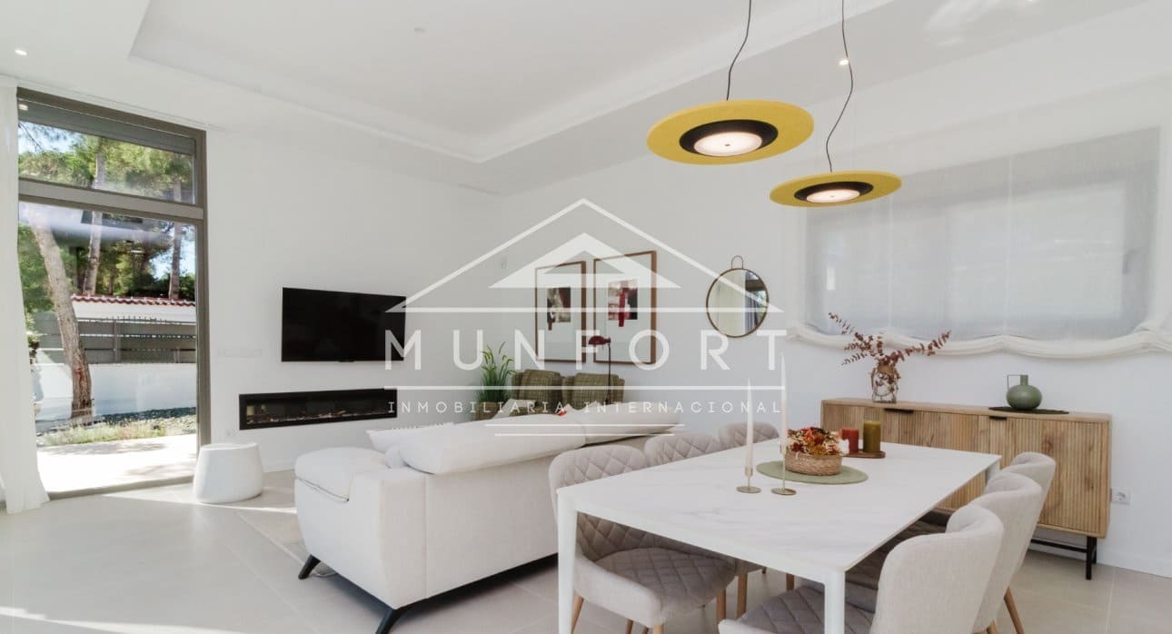 3 slaapkamer Villa te koop in Pinar de Campoverde met zwembad - € 825.000 (Ref: 9267834)