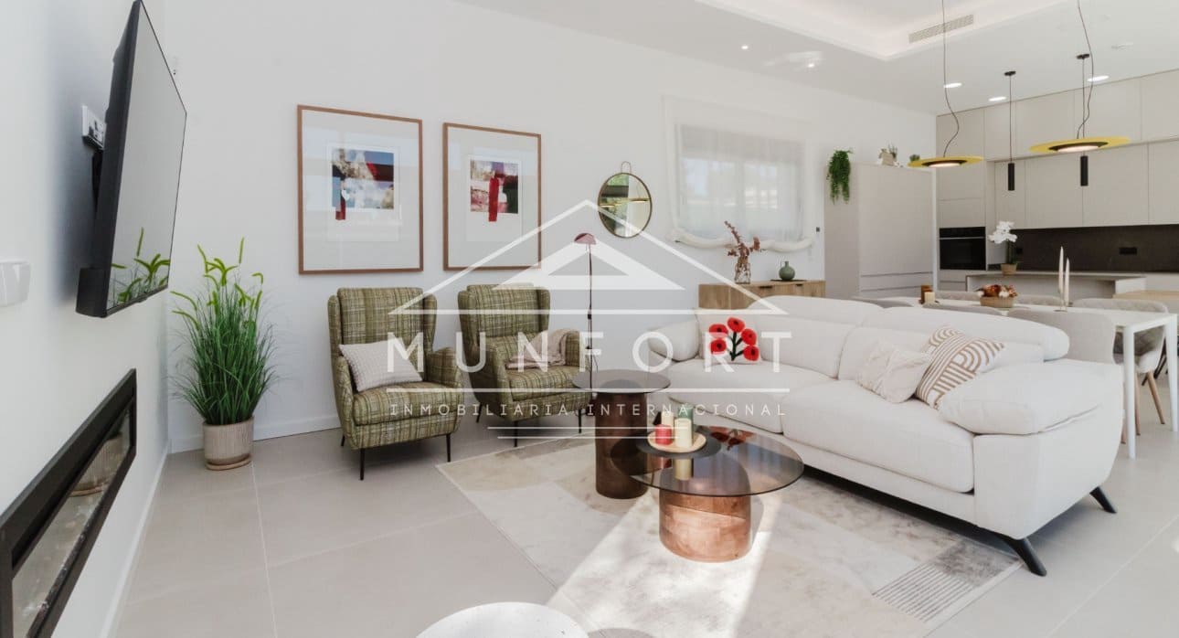 3 slaapkamer Villa te koop in Pinar de Campoverde met zwembad - € 825.000 (Ref: 9267834)