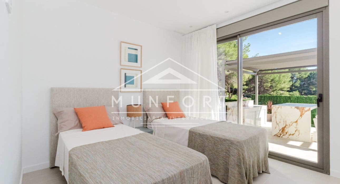 3 slaapkamer Villa te koop in Pinar de Campoverde met zwembad - € 825.000 (Ref: 9267834)