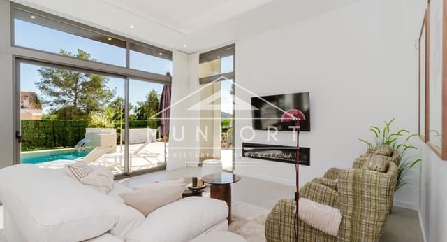 3 slaapkamer Villa te koop in Pinar de Campoverde, Pilar de la Horadada met zwembad - € 825.000 (Ref: 9267834)