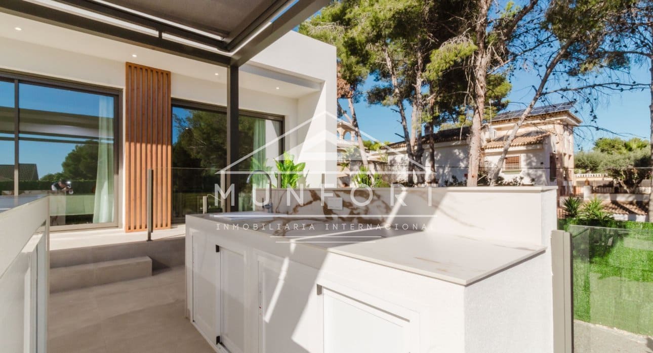 3 slaapkamer Villa te koop in Pinar de Campoverde met zwembad - € 825.000 (Ref: 9267834)