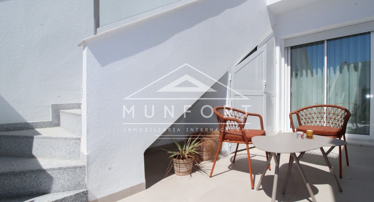 2 makuuhuone Bungalow myytävänä paikassa Pilar de la Horadada mukana uima-altaan - 319 900 € (Ref: 9267835)