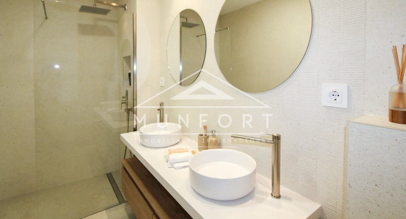 2 makuuhuone Bungalow myytävänä paikassa Pilar de la Horadada mukana uima-altaan - 319 900 € (Ref: 9267835)