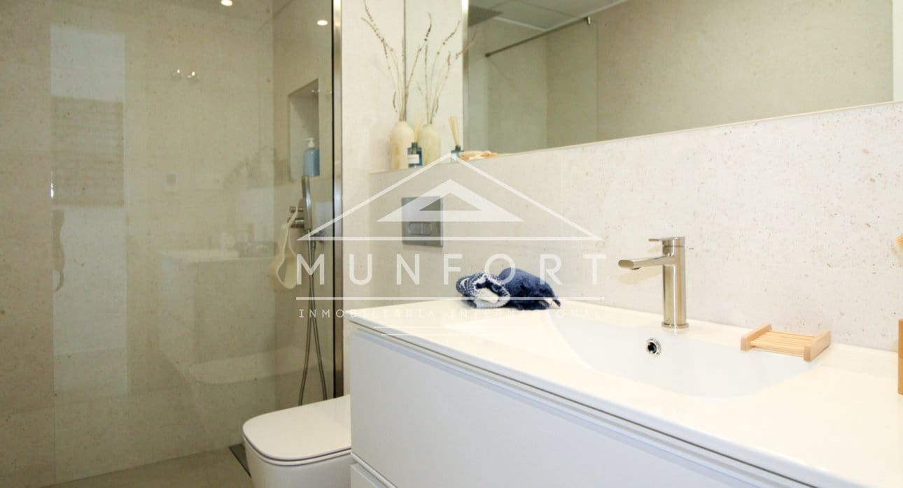 2 makuuhuone Bungalow myytävänä paikassa Pilar de la Horadada mukana uima-altaan - 319 900 € (Ref: 9267835)