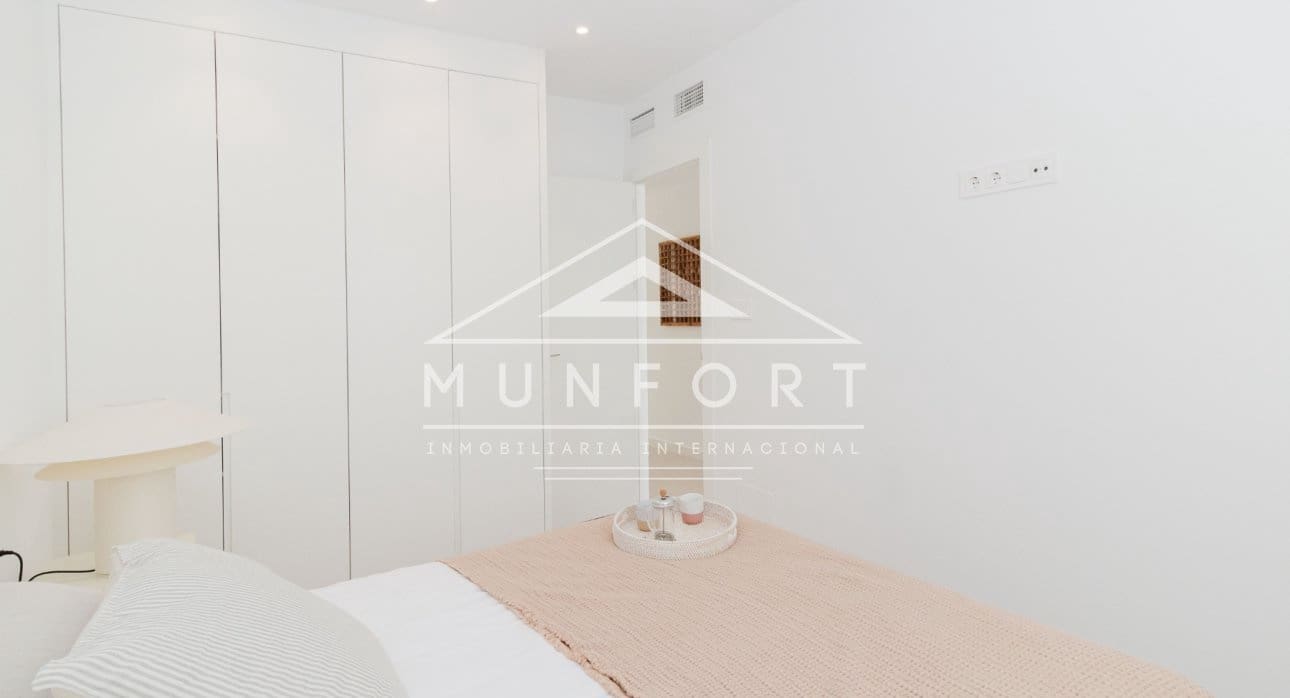 2 soveværelse Bungalow til salg i Pilar de la Horadada med swimmingpool - € 319.900 (Ref: 9267835)