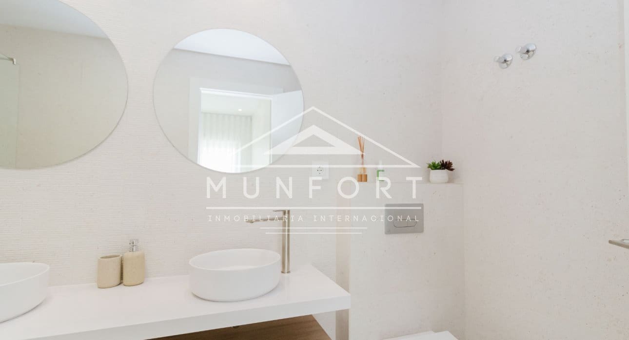 2 soveværelse Bungalow til salg i Pilar de la Horadada med swimmingpool - € 319.900 (Ref: 9267835)