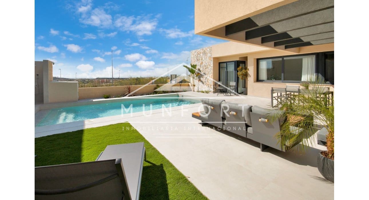 3 slaapkamer Villa te koop in Banos y Mendigo met zwembad - € 518.000 (Ref: 9270315)