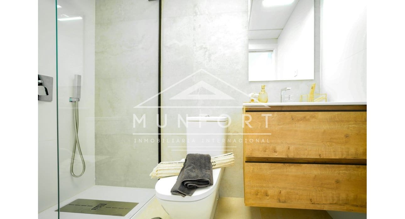 3 Zimmer Villa zu verkaufen in Santiago de la Ribera mit Pool - 350.000 € (Ref: 9270317)