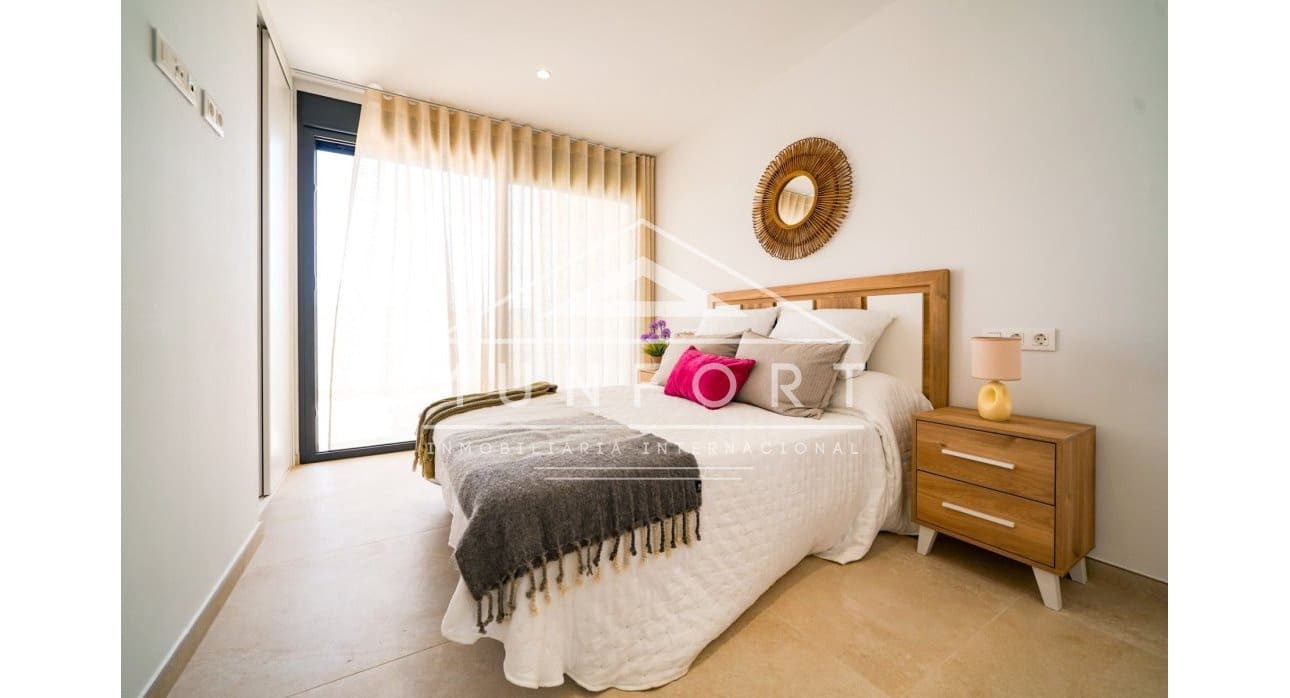 3 Zimmer Villa zu verkaufen in Santiago de la Ribera mit Pool - 350.000 € (Ref: 9270317)