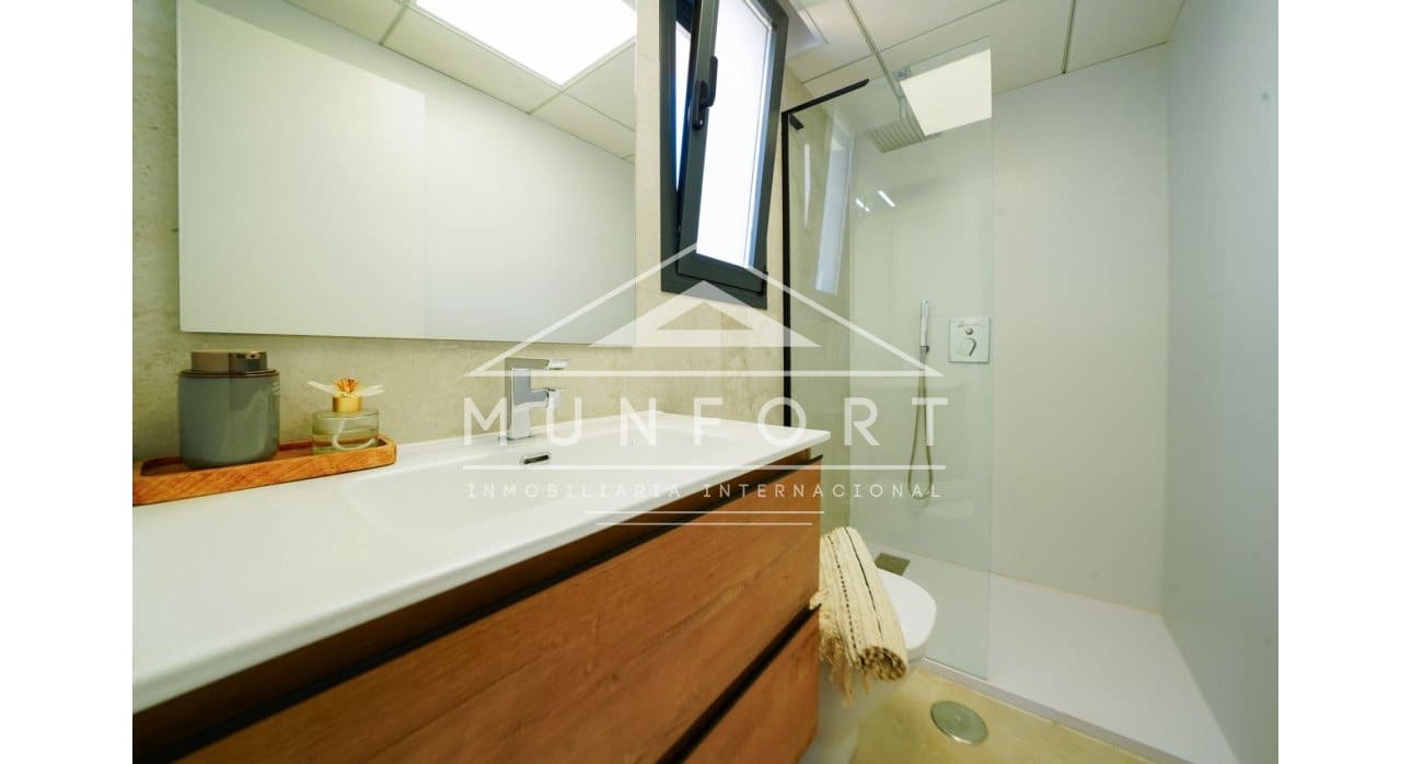 3 Zimmer Villa zu verkaufen in Santiago de la Ribera mit Pool - 350.000 € (Ref: 9270317)