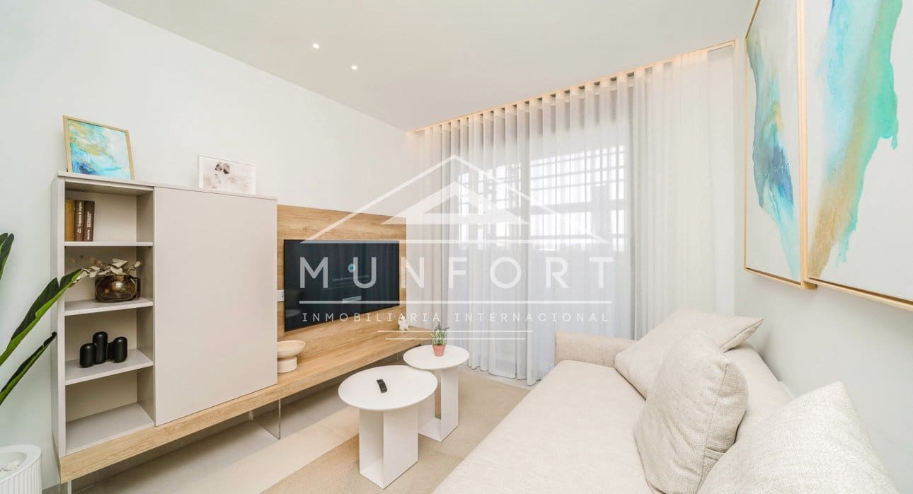 Apartamento de 2 habitaciones en La Manga del Mar Menor en venta con piscina - 599.000 € (Ref: 9270324)