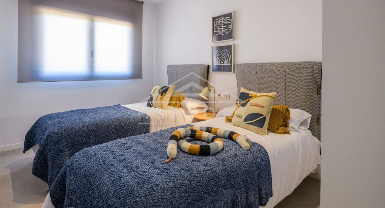 2 slaapkamer Appartement te koop in Dehesa de Campoamor met zwembad - € 284.000 (Ref: 9270326)