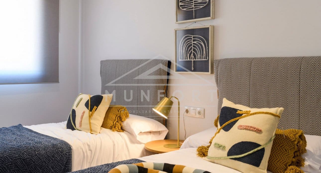 2 slaapkamer Appartement te koop in Dehesa de Campoamor met zwembad - € 284.000 (Ref: 9270326)