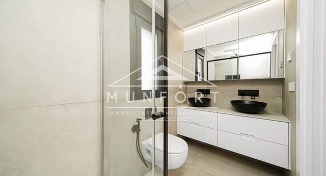 Bungalow de 3 habitaciones en San Pedro del Pinatar ciudad, San Pedro del Pinatar en venta con piscina - 409.000 € (Ref: 9270327)