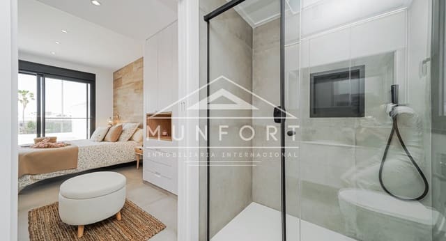 Bungalow de 3 habitaciones en San Pedro del Pinatar ciudad, San Pedro del Pinatar en venta con piscina - 409.000 € (Ref: 9270327)