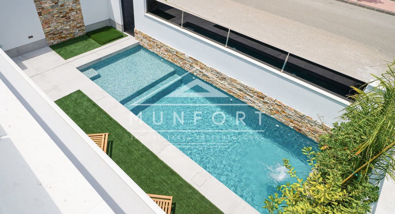 Bungalow de 3 habitaciones en San Pedro del Pinatar en venta con piscina - 409.000 € (Ref: 9270327)