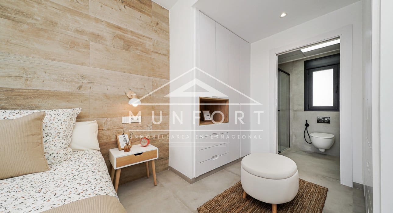 Bungalow de 3 habitaciones en San Pedro del Pinatar en venta con piscina - 409.000 € (Ref: 9270327)