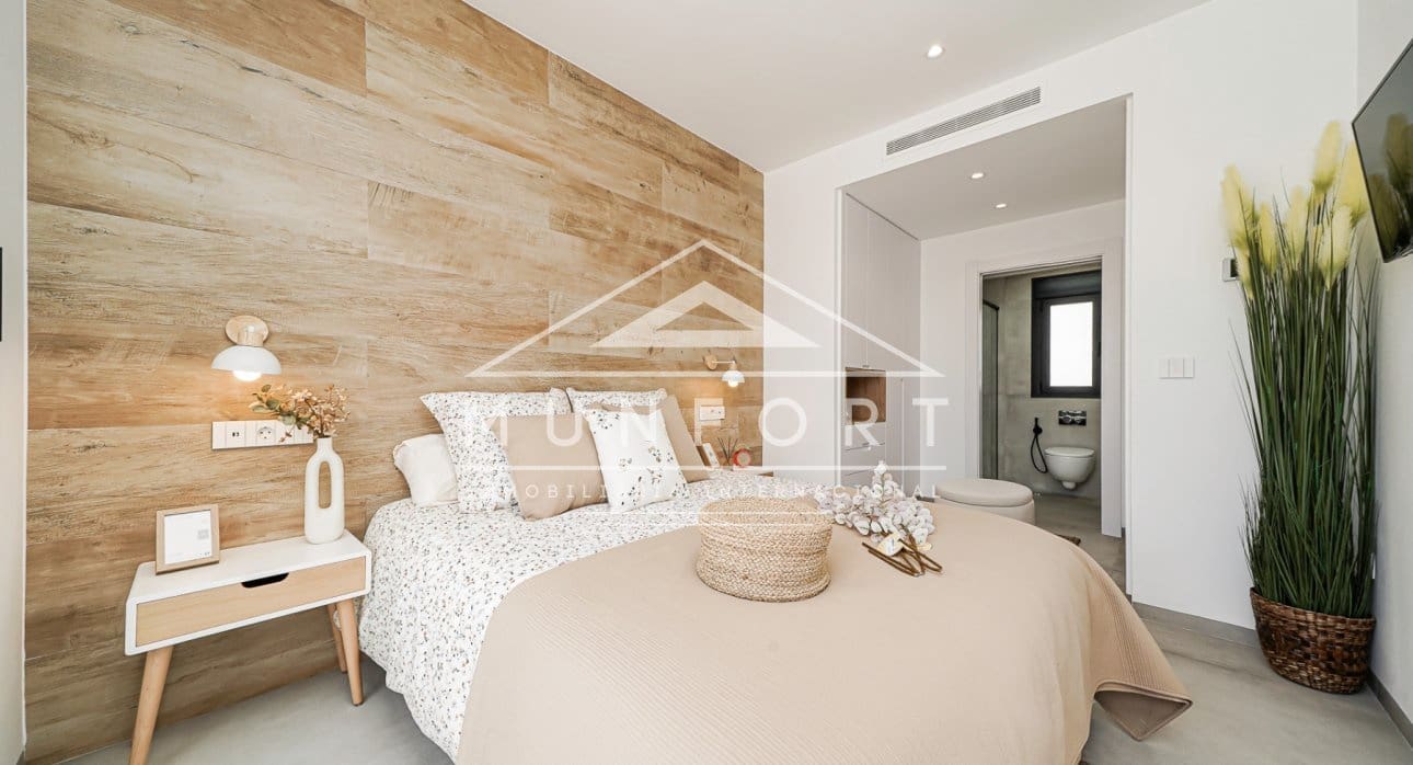 Bungalow de 3 habitaciones en San Pedro del Pinatar en venta con piscina - 409.000 € (Ref: 9270327)