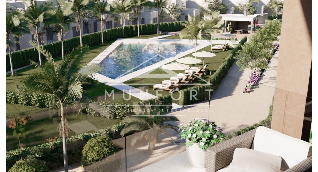 Ático de 3 habitaciones en Los Alcázares en venta con piscina - 529.000 € (Ref: 9270329)