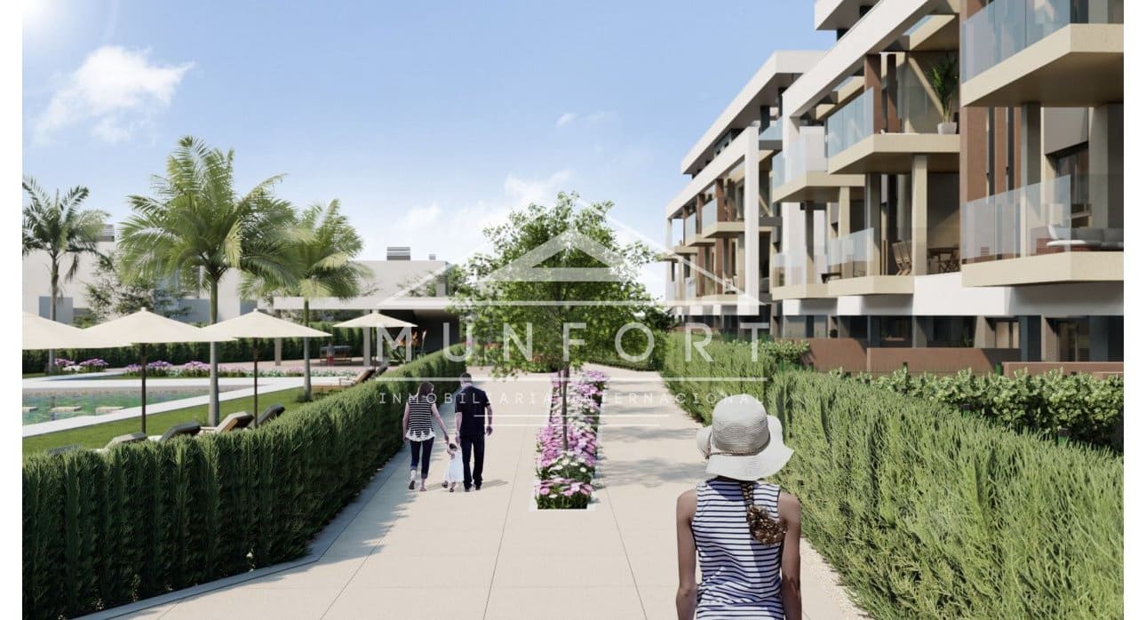 Ático de 3 habitaciones en Los Alcázares en venta con piscina - 529.000 € (Ref: 9270329)