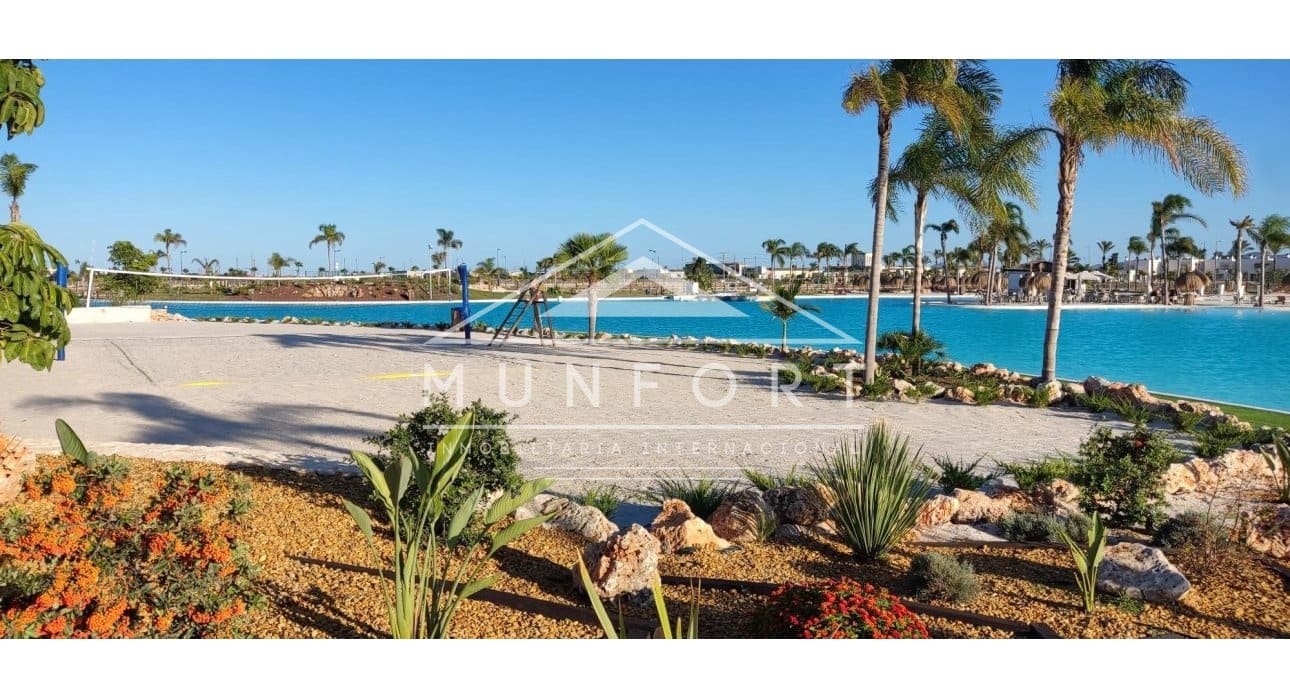 Ático de 3 habitaciones en Los Alcázares en venta con piscina - 529.000 € (Ref: 9270329)