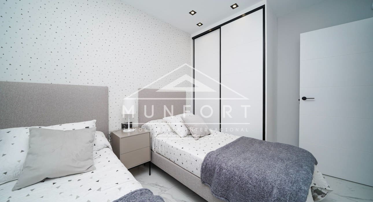 3 bedroom Bungalow for sale in Pilar de la Horadada with pool - € 305,000 (Ref: 9270330)