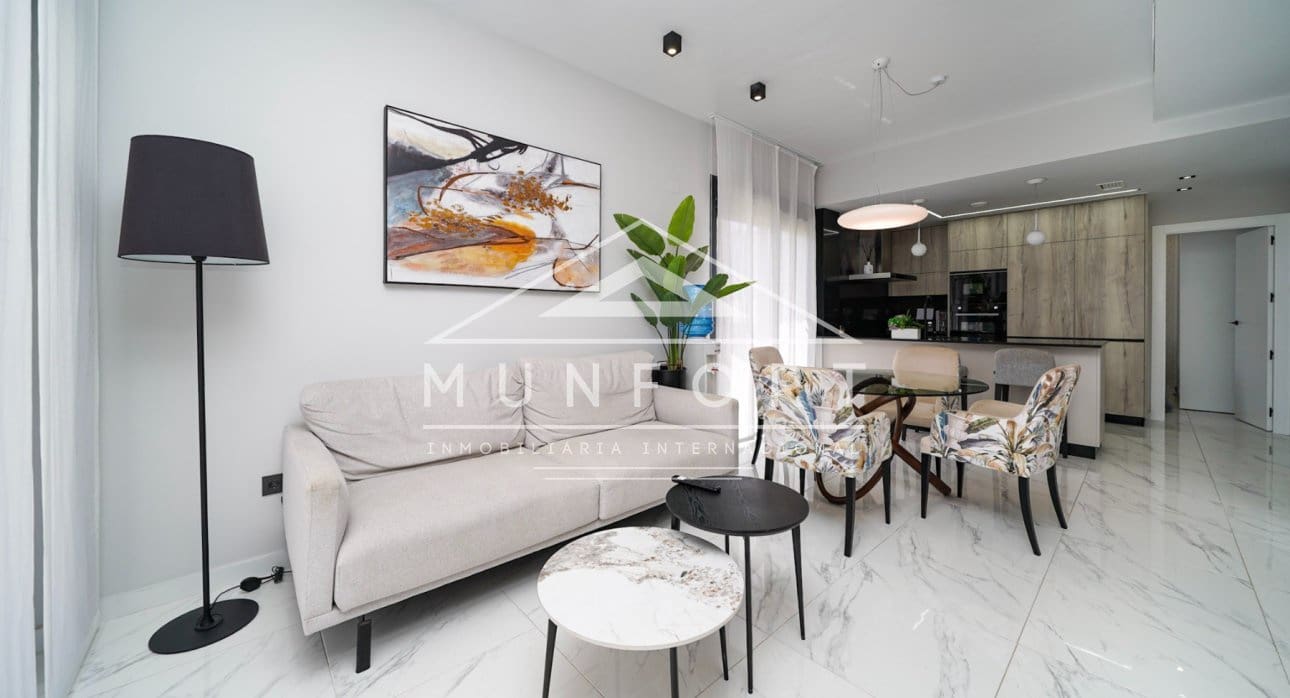 3 bedroom Bungalow for sale in Pilar de la Horadada with pool - € 305,000 (Ref: 9270330)