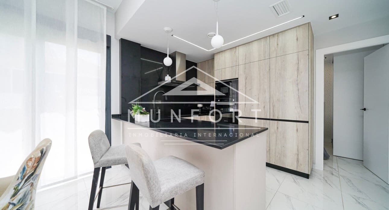 3 bedroom Bungalow for sale in Pilar de la Horadada with pool - € 305,000 (Ref: 9270330)