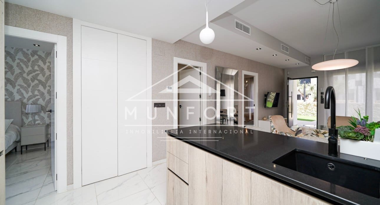 3 bedroom Bungalow for sale in Pilar de la Horadada with pool - € 305,000 (Ref: 9270330)