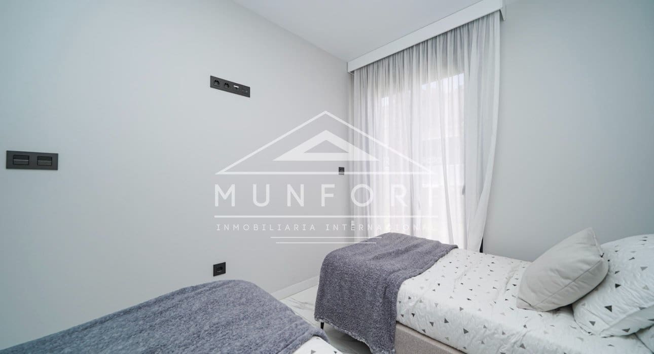 3 bedroom Bungalow for sale in Pilar de la Horadada with pool - € 305,000 (Ref: 9270330)