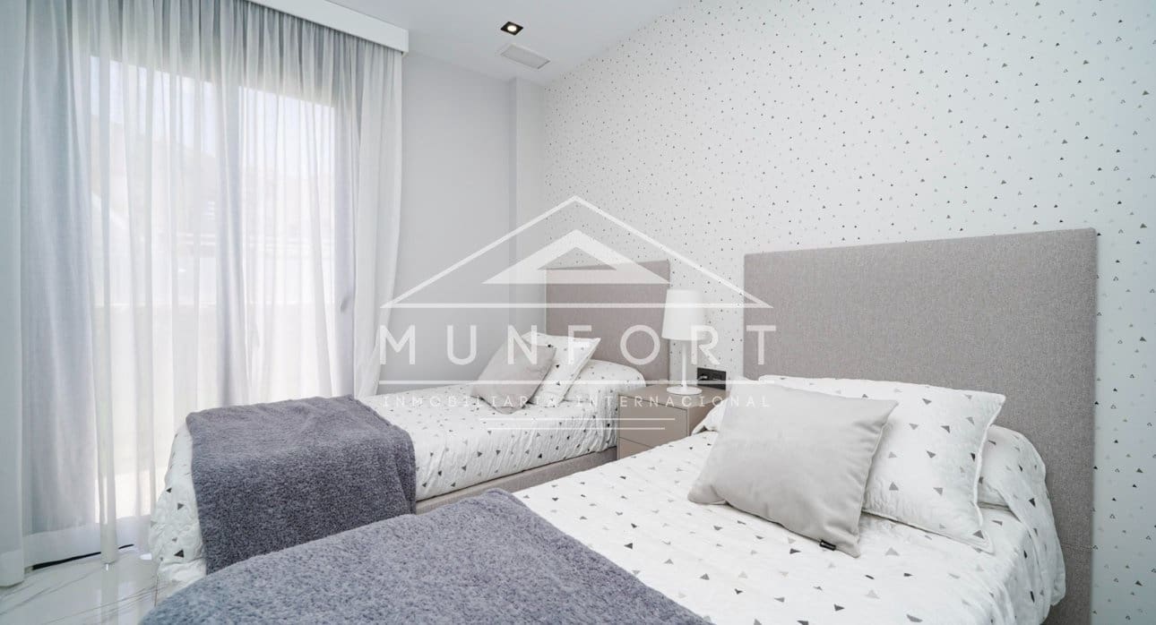 3 bedroom Bungalow for sale in Pilar de la Horadada with pool - € 305,000 (Ref: 9270330)