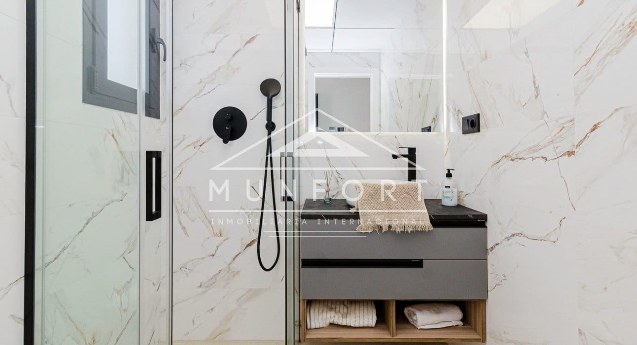 2 quarto Apartamento para venda em Guardamar del Segura com piscina - 222 000 € (Ref: 9270332)