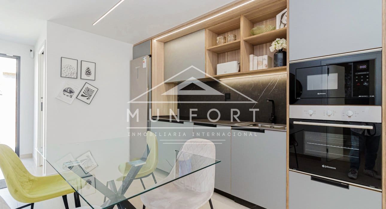 2 quarto Apartamento para venda em Guardamar del Segura com piscina - 222 000 € (Ref: 9270332)